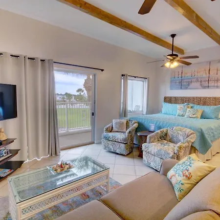 El Matador 627 - Close To All The Amenities Of El Matador!